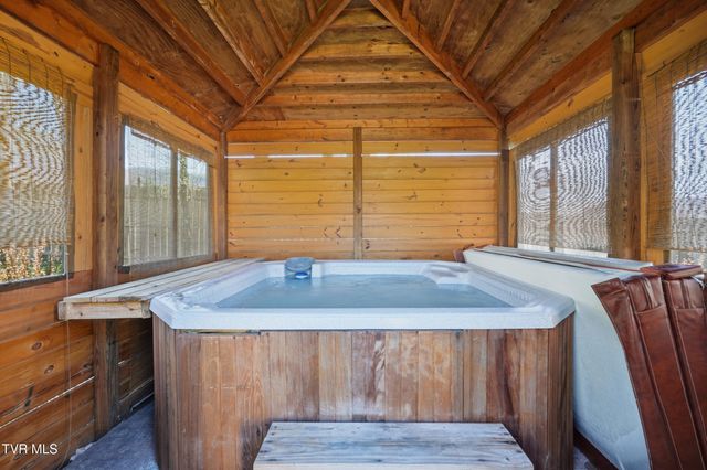 235 Cottontail Drive, Dryden, VA 24243