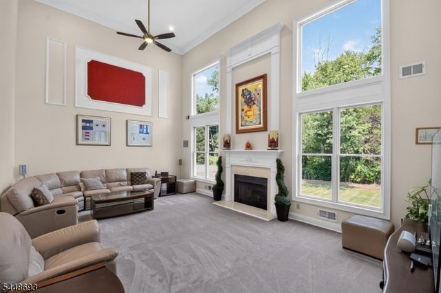 6 Alana Ct, Warren Twp., NJ 07059