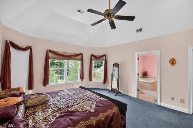 6 Alana Ct, Warren Twp., NJ 07059