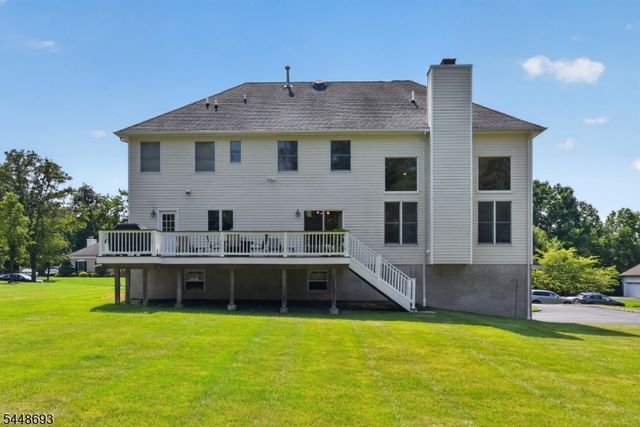 6 Alana Ct, Warren Twp., NJ 07059