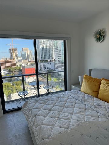 239 SW 9th St 1405, Miami, FL 33130