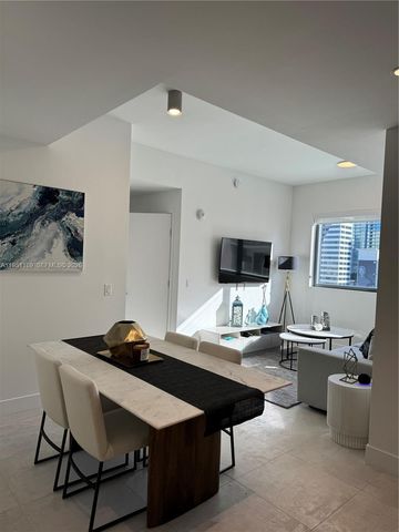 239 SW 9th St 1405, Miami, FL 33130