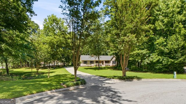 275 Pine Tree Lane, Mcdonough, GA 30252
