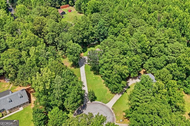 275 Pine Tree Lane, Mcdonough, GA 30252