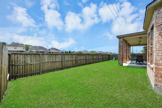 14535 Julie Meadows Lane, Humble, TX 77396