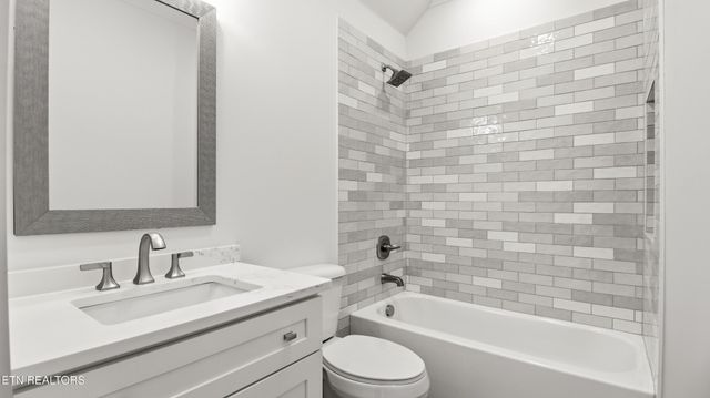 8117 Carolina Cherry Lane, Knoxville, TN 37919