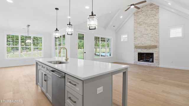 8117 Carolina Cherry Lane, Knoxville, TN 37919