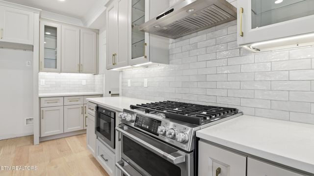 8117 Carolina Cherry Lane, Knoxville, TN 37919