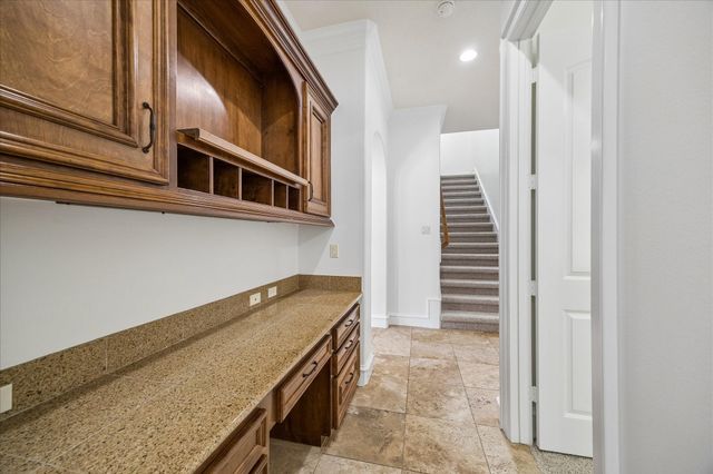 1518 Graystone Creek Court, Kingwood, TX 77345