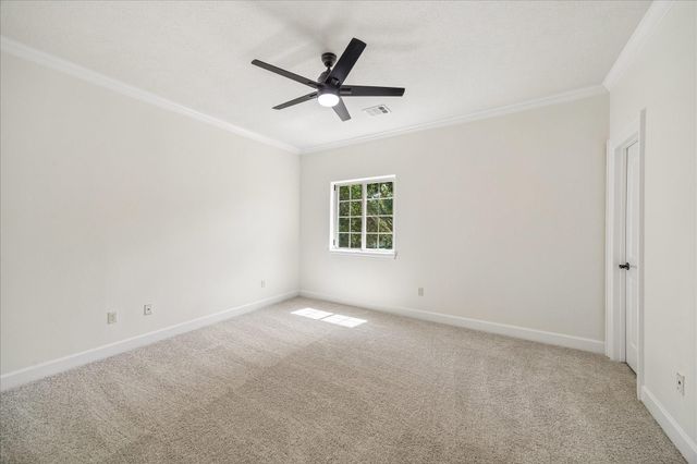 1518 Graystone Creek Court, Kingwood, TX 77345