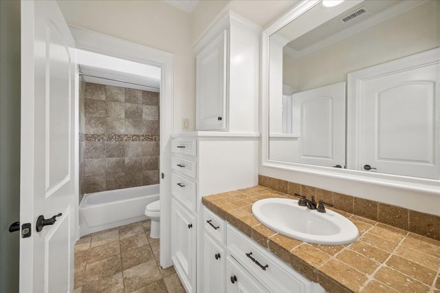 1518 Graystone Creek Court, Kingwood, TX 77345