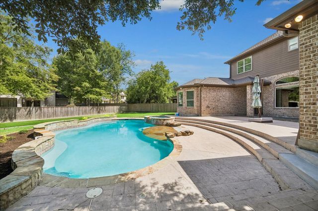 1518 Graystone Creek Court, Kingwood, TX 77345