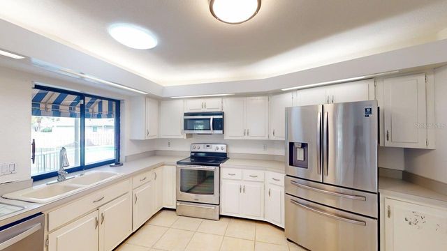 3819 COUNTRYSIDE LANE, Sarasota, FL 34233