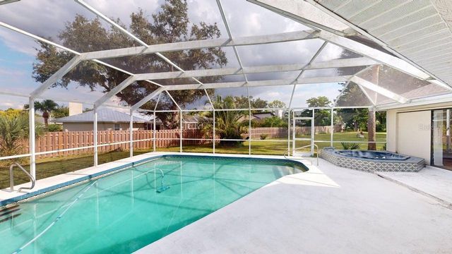 3819 COUNTRYSIDE LANE, Sarasota, FL 34233
