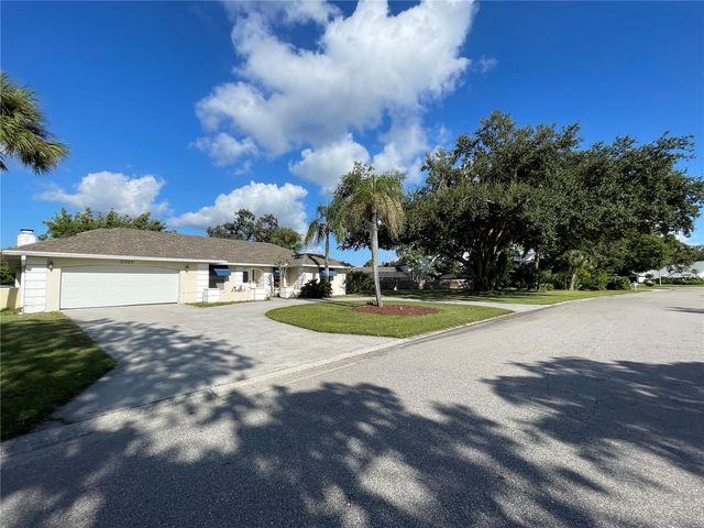 3819 COUNTRYSIDE LANE, Sarasota, FL 34233
