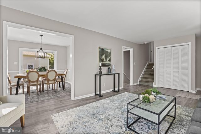 1247 S GLEBE RD, Montross, VA 22520