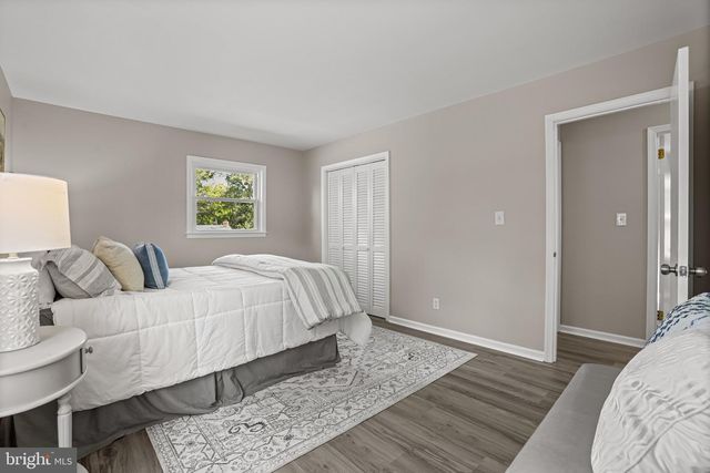 1247 S GLEBE RD, Montross, VA 22520