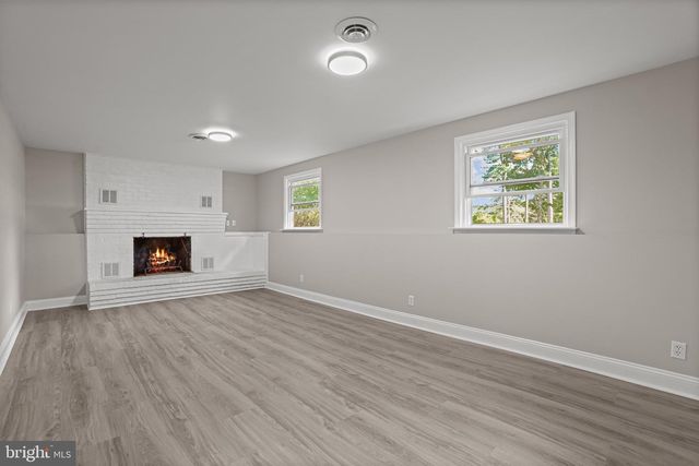 1247 S GLEBE RD, Montross, VA 22520