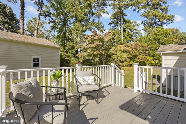 1247 S GLEBE RD, Montross, VA 22520