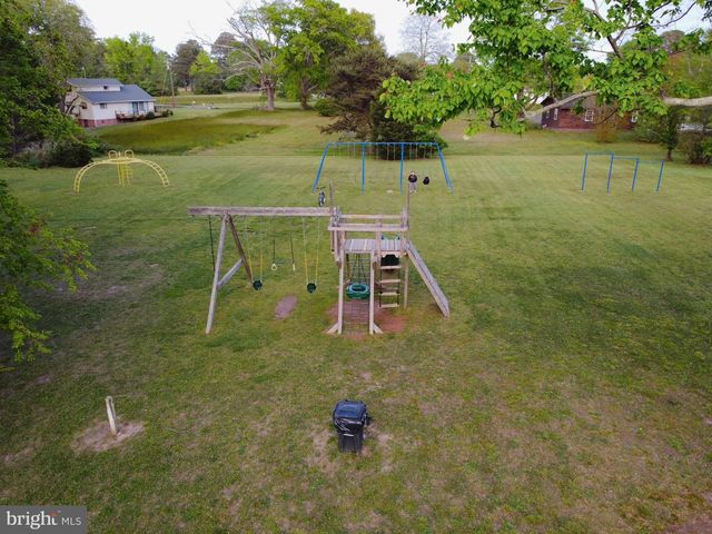 1247 S GLEBE RD, Montross, VA 22520