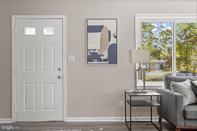 1247 S GLEBE RD, Montross, VA 22520