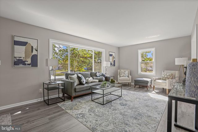 1247 S GLEBE RD, Montross, VA 22520