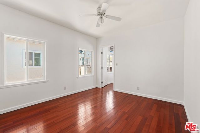 1825 Middleton Place, Los Angeles, CA 90062