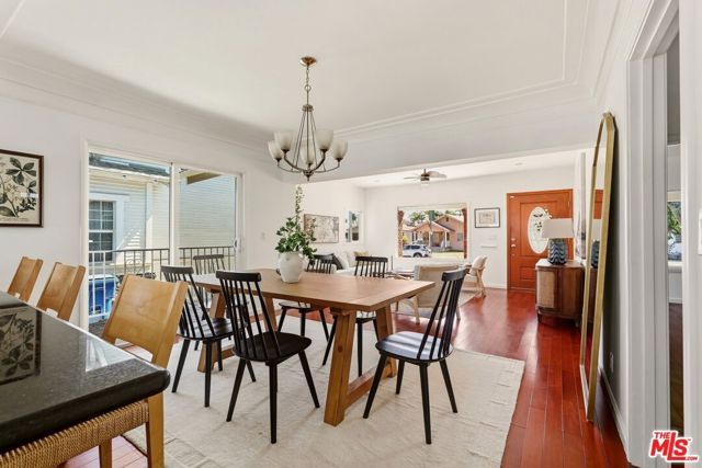 1825 Middleton Place, Los Angeles, CA 90062