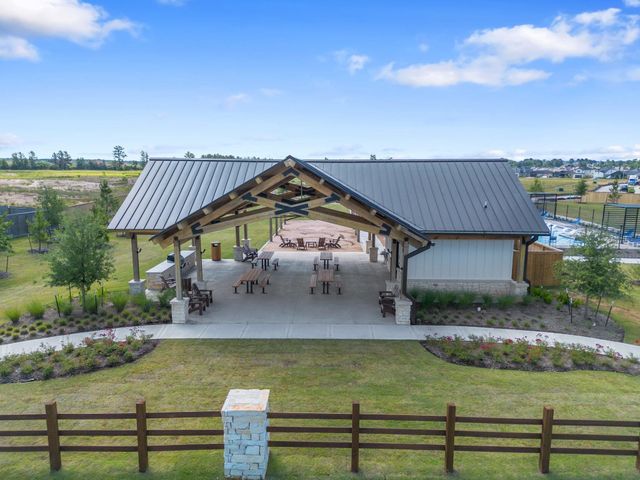 1014 Lost Wagon Drive, Montgomery, TX 77356