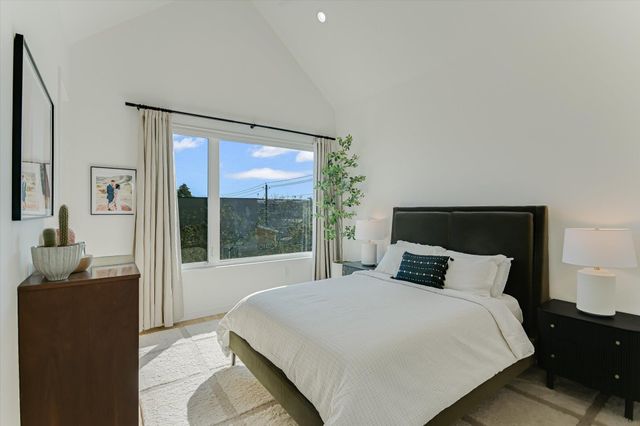 410 W Alpine RD 3, Austin, TX 78704