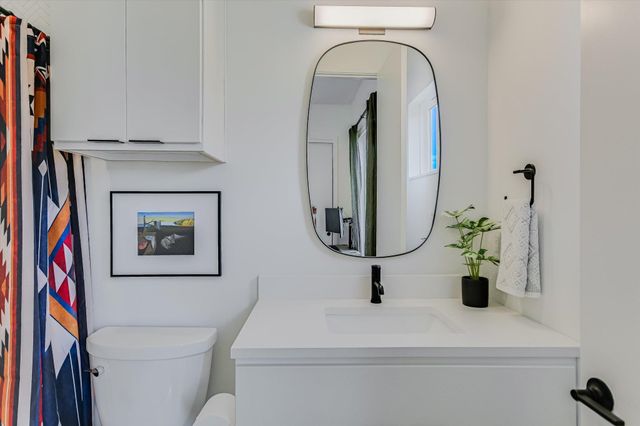 410 W Alpine RD 3, Austin, TX 78704