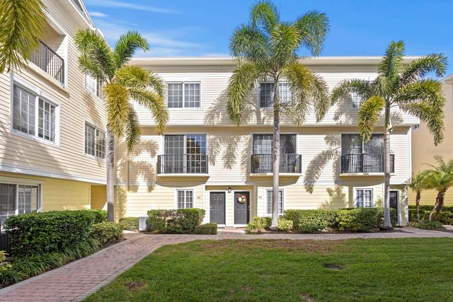 9817 MEADOW FIELD CIRCLE 9817, Tampa, FL 33626