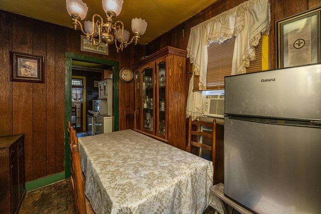 200 Fishburne Street, Charleston, SC 29403