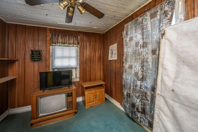 200 Fishburne Street, Charleston, SC 29403