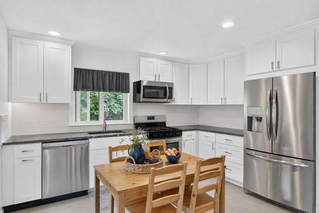 26844 Shiawassee Street, Southfield, MI 48033