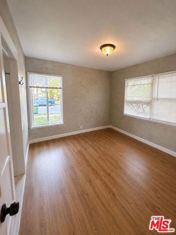 7457 Cozycroft Avenue, Winnetka (los Angeles), CA 91306