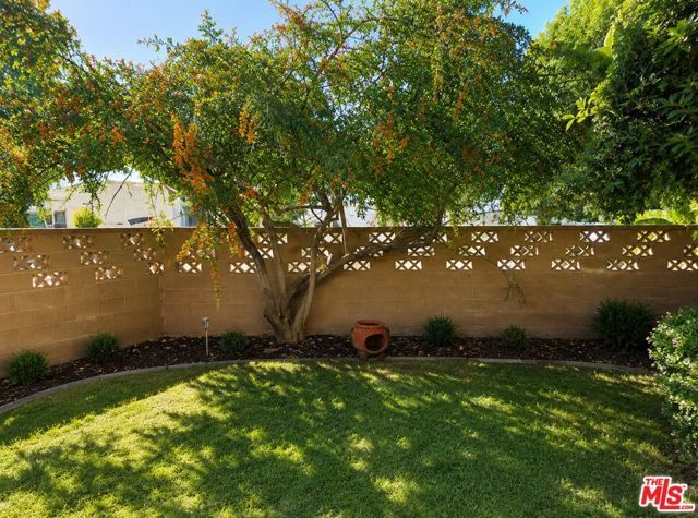 7457 Cozycroft Avenue, Winnetka (los Angeles), CA 91306