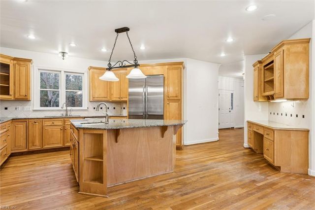 172 Point Heron DR, Newport News, VA 23606