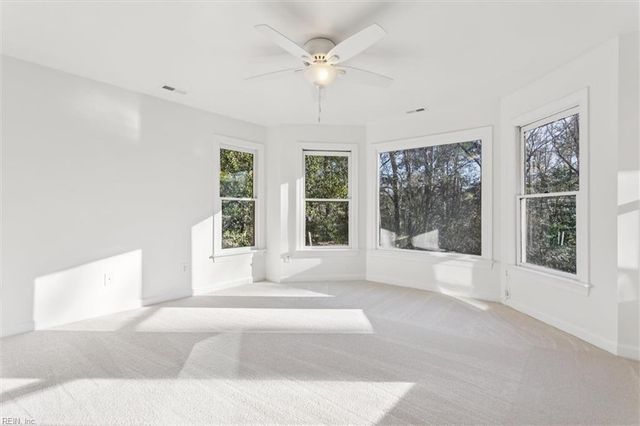 172 Point Heron DR, Newport News, VA 23606