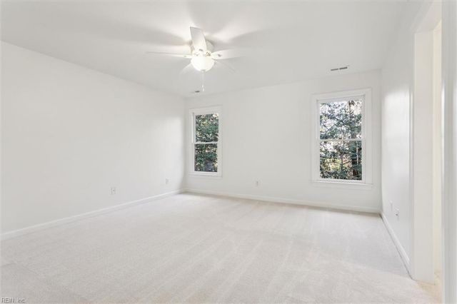 172 Point Heron DR, Newport News, VA 23606