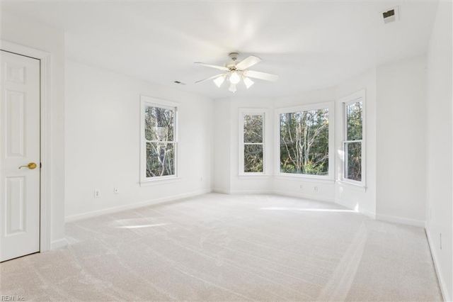 172 Point Heron DR, Newport News, VA 23606