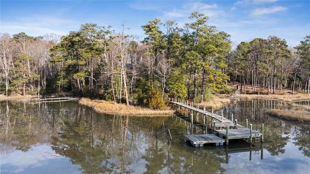 172 Point Heron DR, Newport News, VA 23606