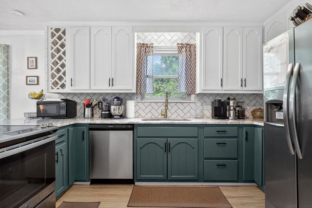 2749 New London Dr, Cookeville, TN 38506