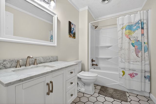 2749 New London Dr, Cookeville, TN 38506