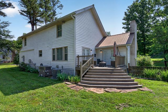 2749 New London Dr, Cookeville, TN 38506
