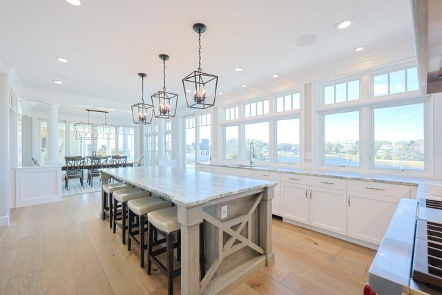 18 Strandway Way, West Harwich, MA 02671