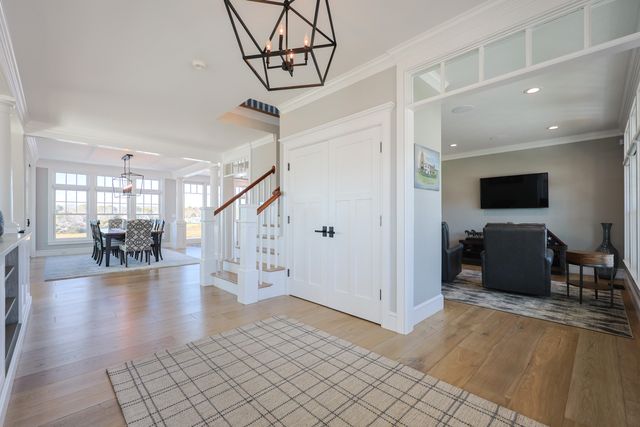 18 Strandway Way, West Harwich, MA 02671