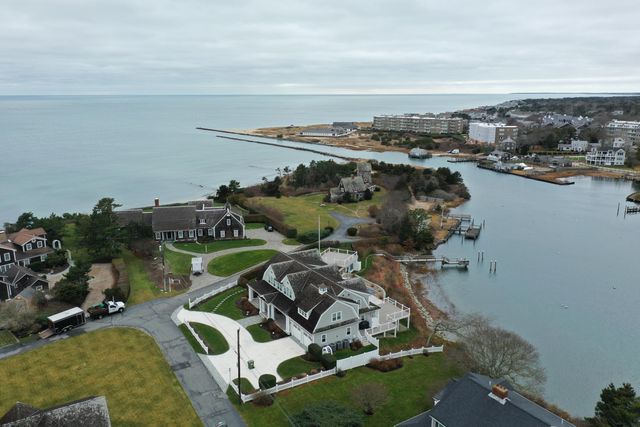 18 Strandway Way, West Harwich, MA 02671