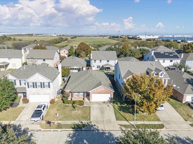 13264 Fencerow Road, Fort Worth, TX 76244