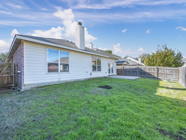 13264 Fencerow Road, Fort Worth, TX 76244